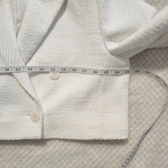 ZARA Women’s Cropped Double-Breasted Blazer – White – Size XL - Picture 6 of 11